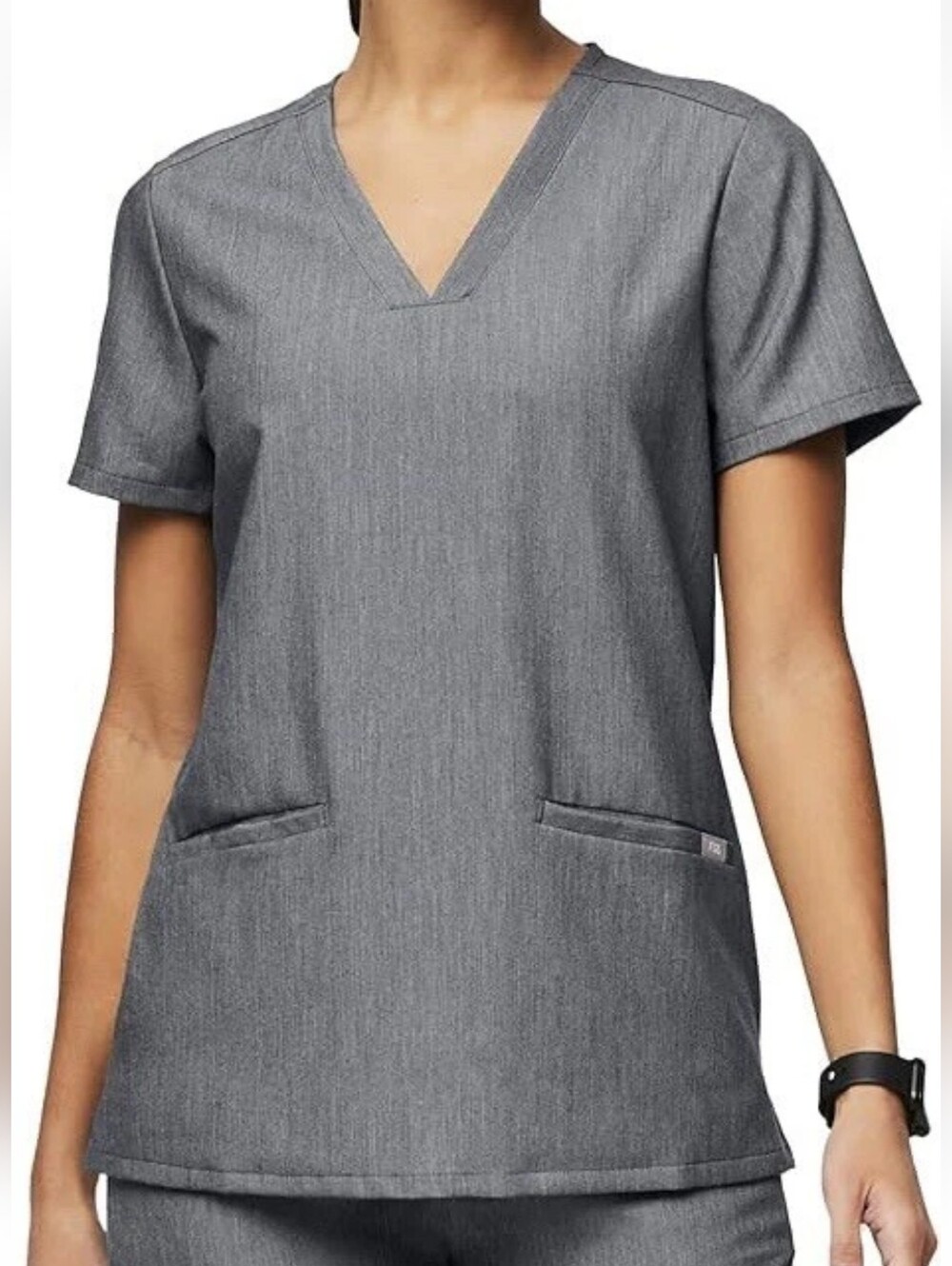 FIGS Casma Three Pocket Scrub Top Women’s Medium Graphite Stretch Nurse Medical